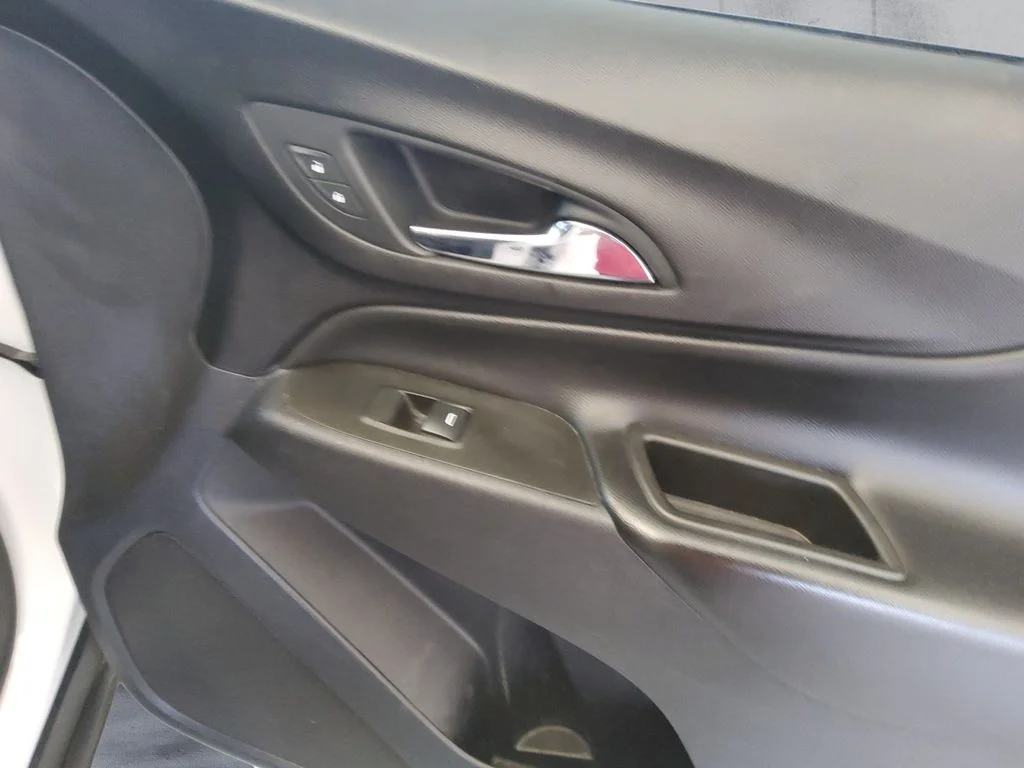Used 2020 White Chevrolet LT image 15