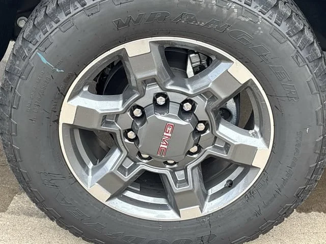 2026 GMC Sierra 2500HD SLT - Photo 10
