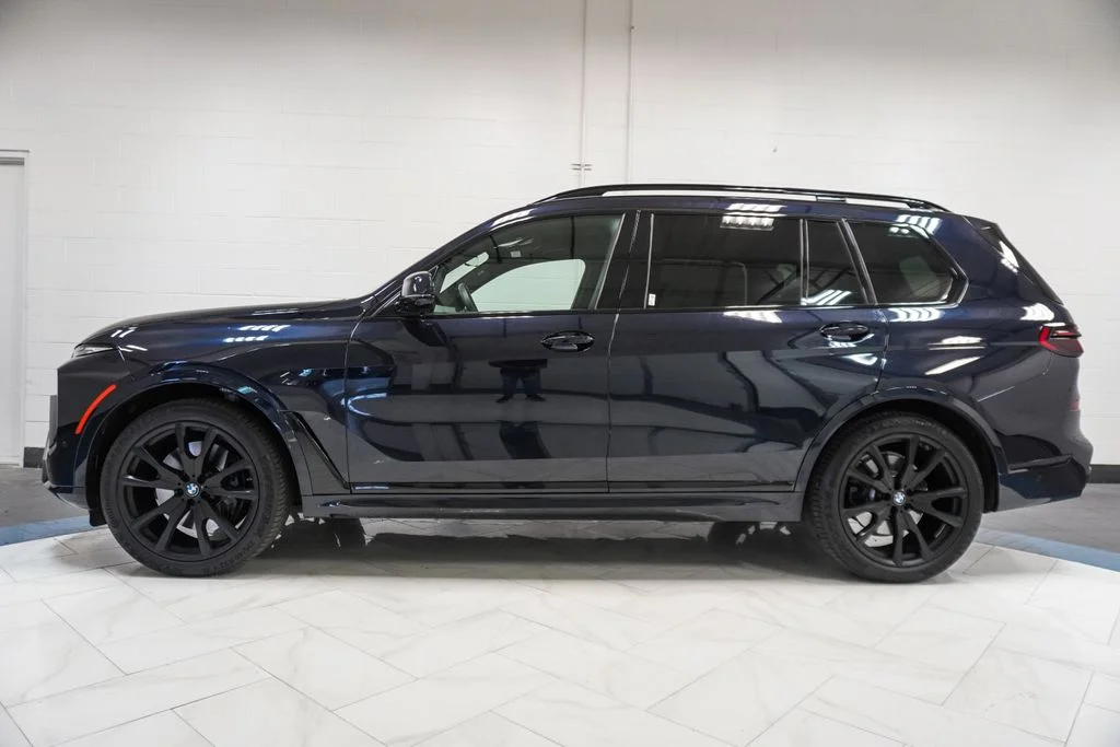 Used 2026 Black BMW xDrive40i image 35