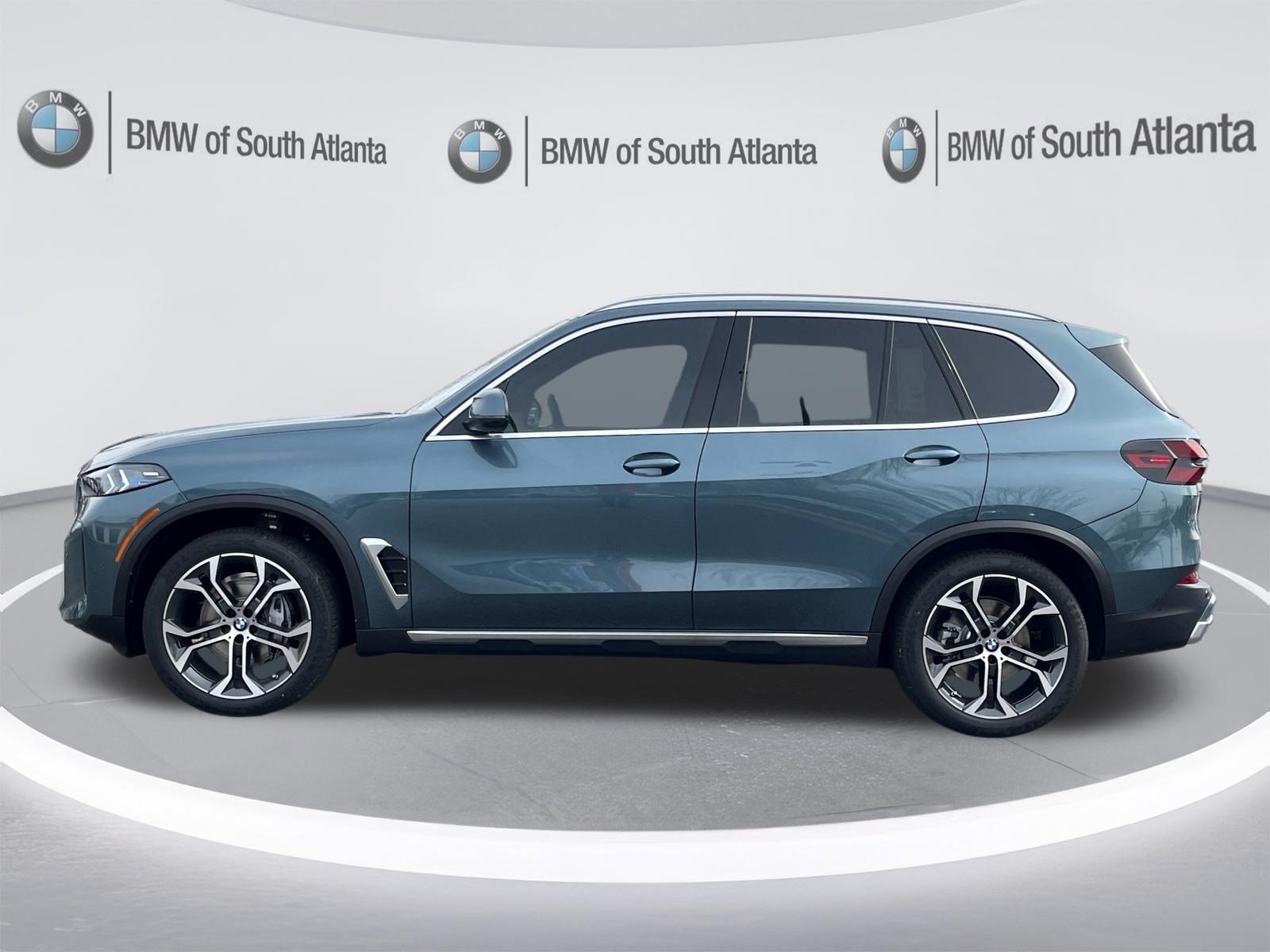 New 2026 Blue Ridge Mountain Metallic BMW xDrive40i image 25