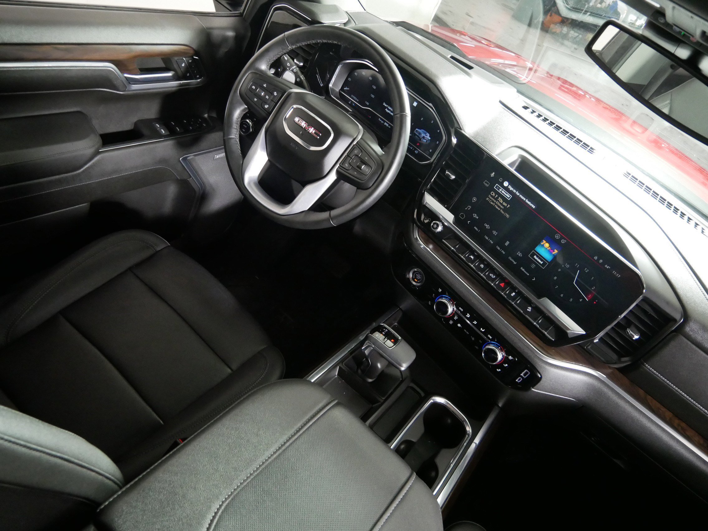 Used 2023 Volcanic Red Tintcoat GMC SLT image 9