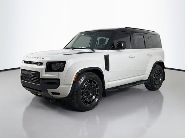 2026 Land Rover Defender 110 OCTA Black