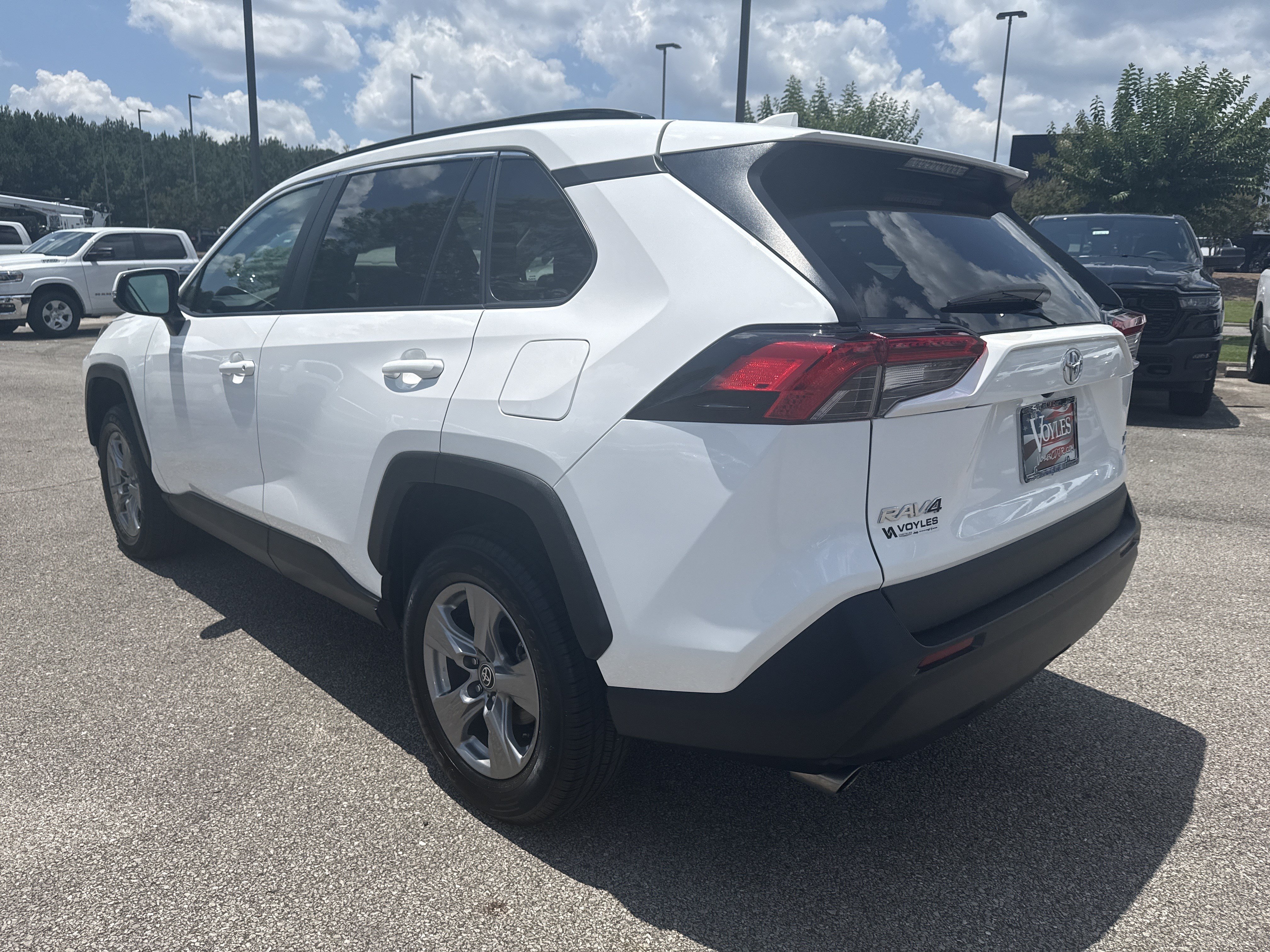 Used 2024 White Toyota XLE image 5