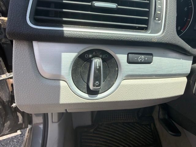 Used 2013 Gray Volkswagen 2.5 SE image 15