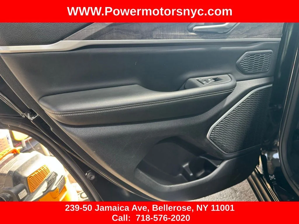 Used 2023 Black Jeep 4xe image 21