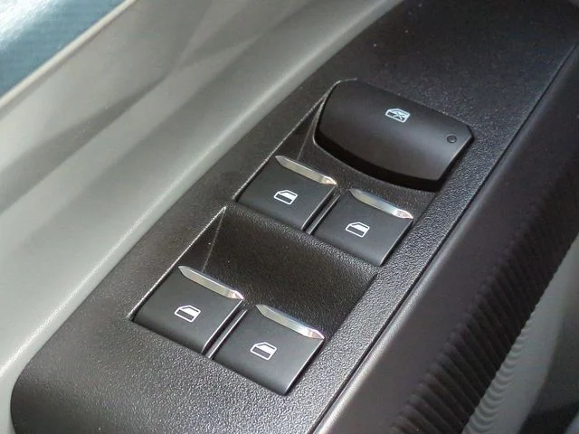 New 2026 Oxford White Ford XL image 22