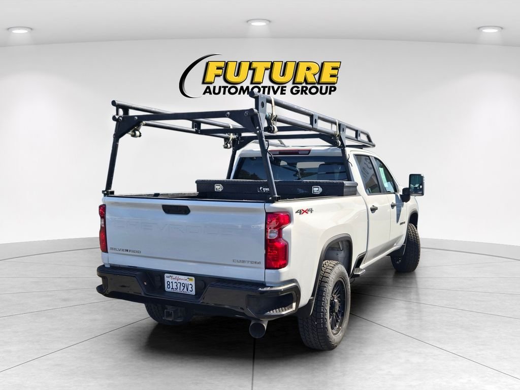 Used 2023 White Chevrolet Custom image 4