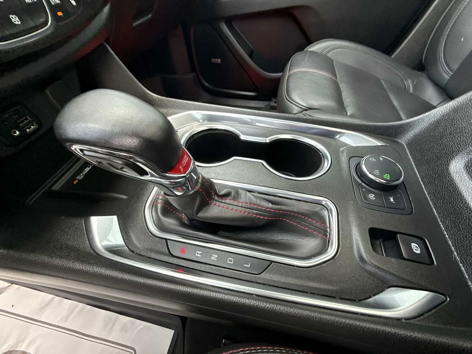 2023 Chevrolet Traverse RS - Photo 16