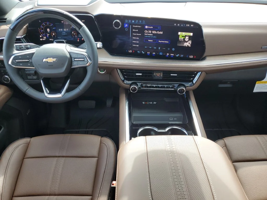 New 2026 Polar White Tricoat Chevrolet High Country image 27