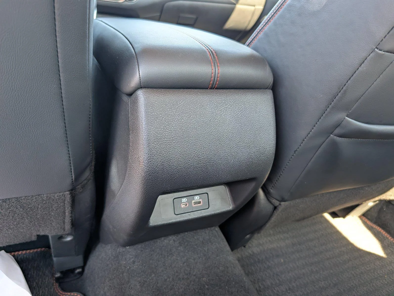 Used 2025 Silver Nissan SR image 30