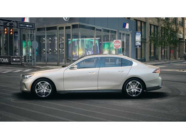 New 2027 Oxide Grey Metallic BMW  image 4