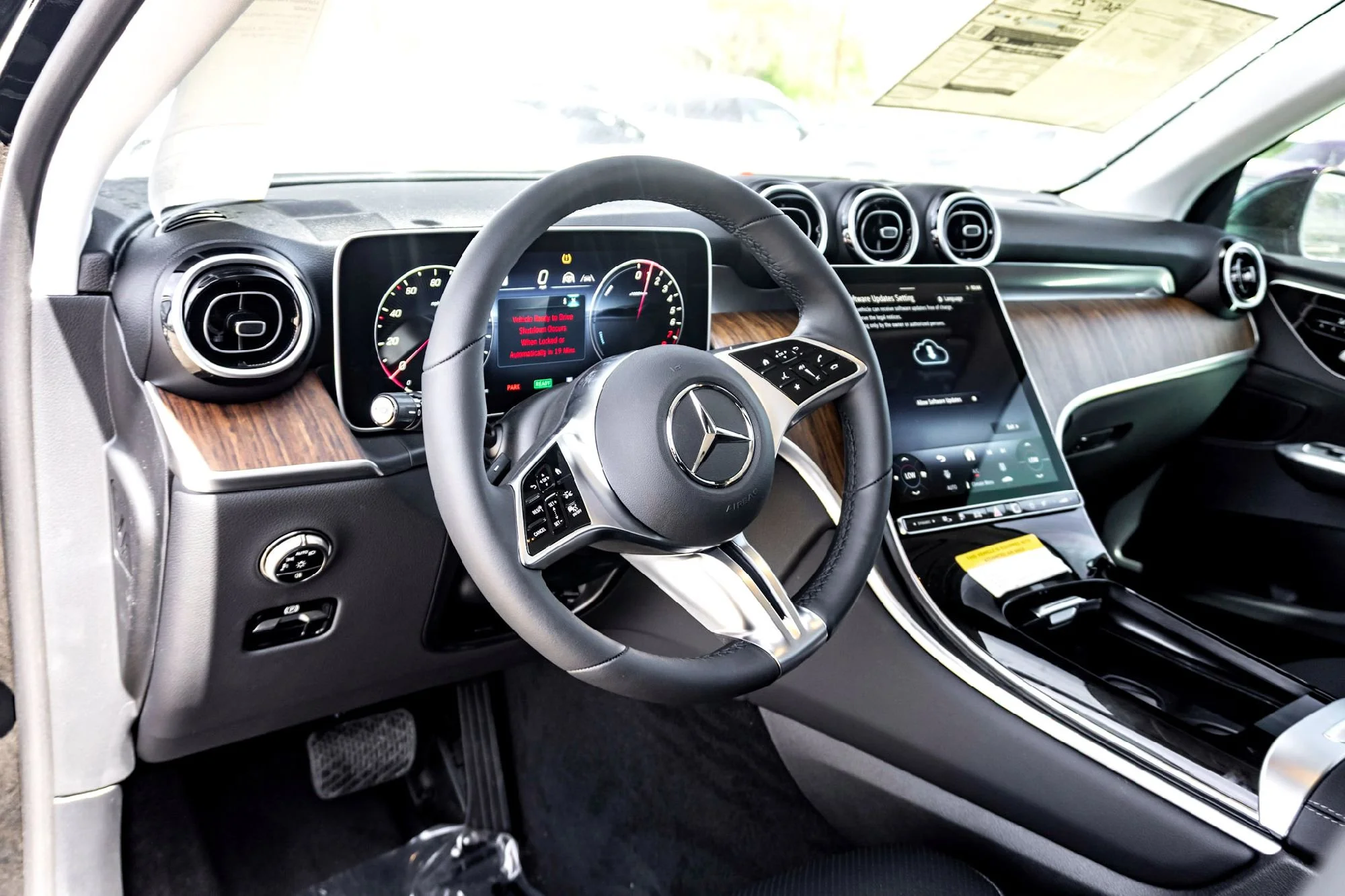 New 2025 Black Mercedes-Benz GLC 350e image 11