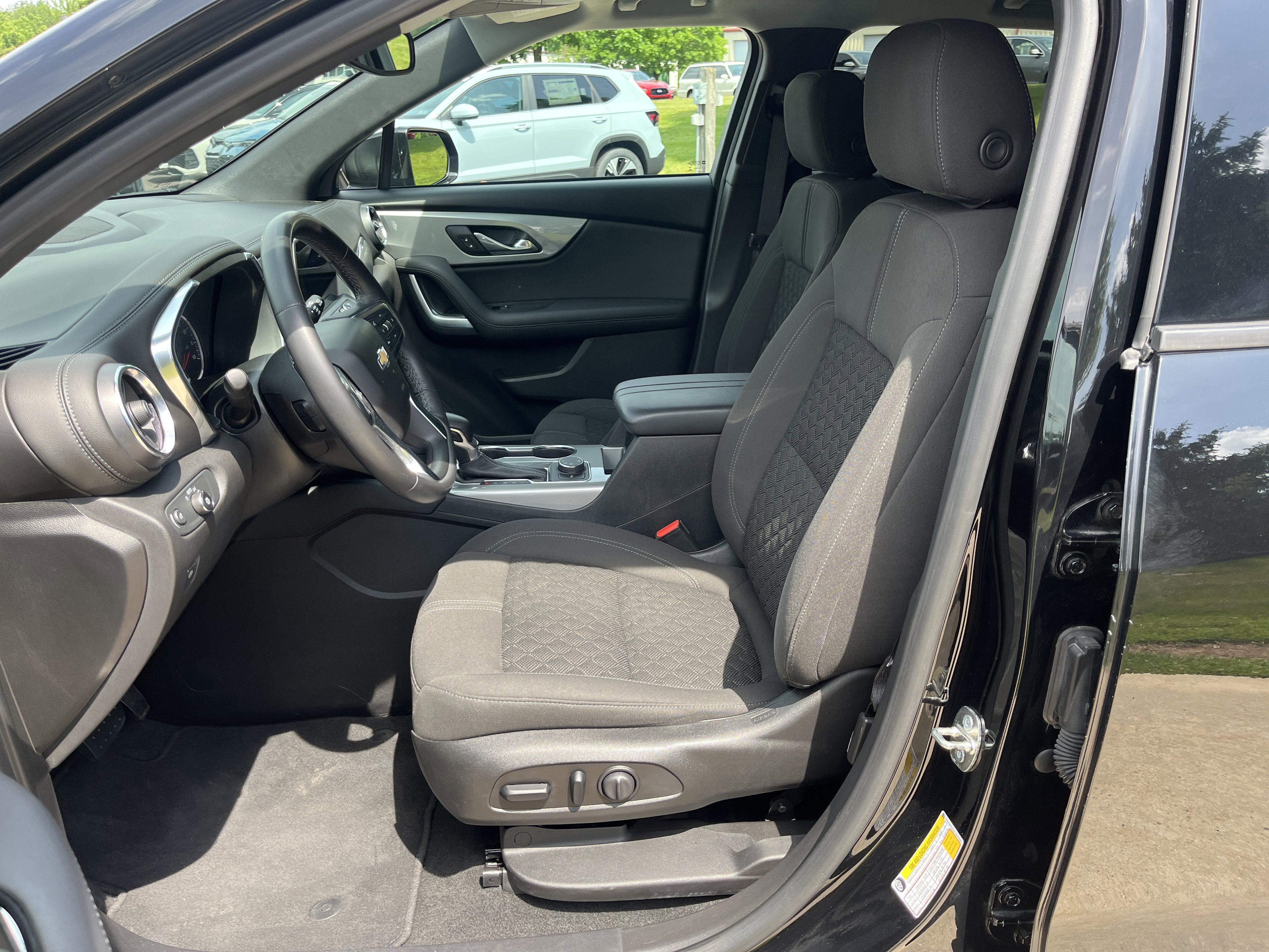 Used 2019 Black Chevrolet 2LT image 16