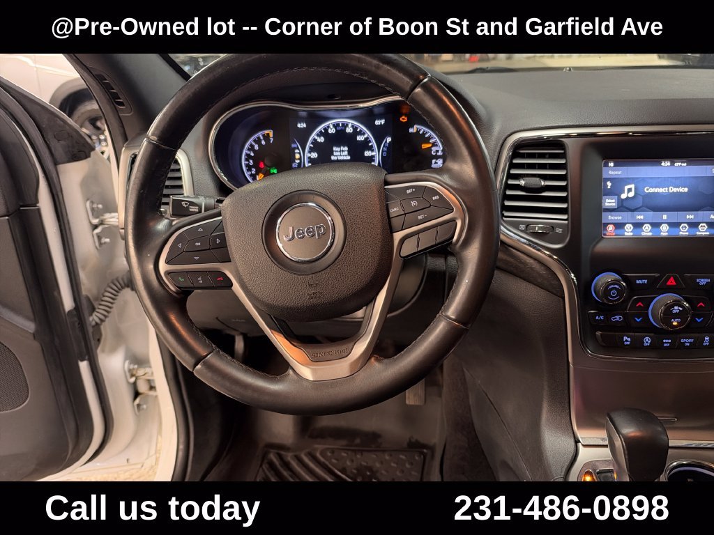 Used 2018 White Jeep Laredo E image 17