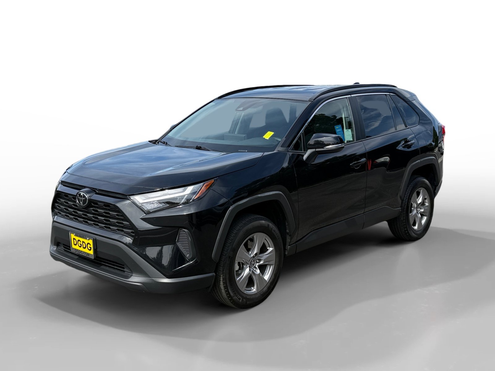 Used 2025 Midnight Black Metallic Toyota XLE image 1