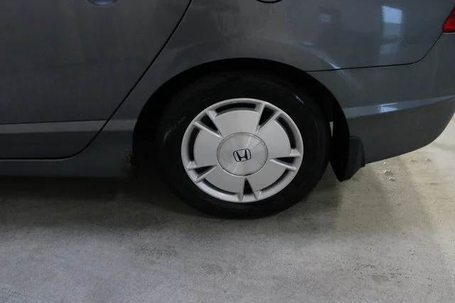 Used 2010 Gray Honda Hybrid image 30