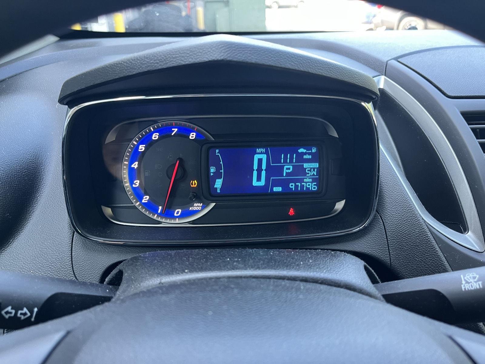 Used 2015 Summit White Chevrolet LS image 17