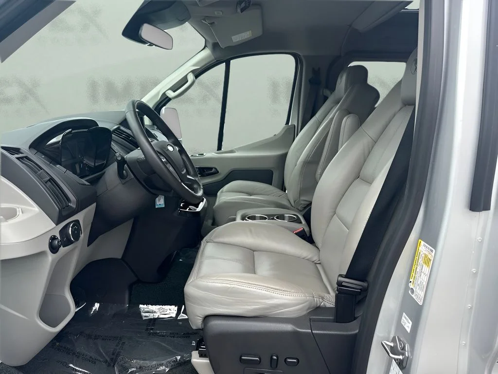 Used 2019 Silver Ford Base image 5