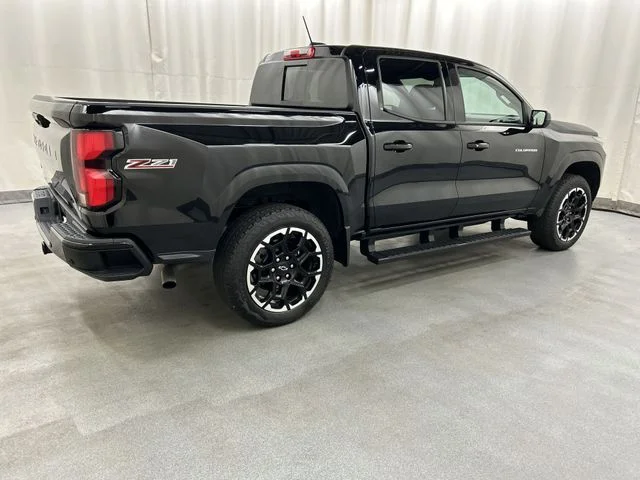 Used 2026  Chevrolet Z71 image 4