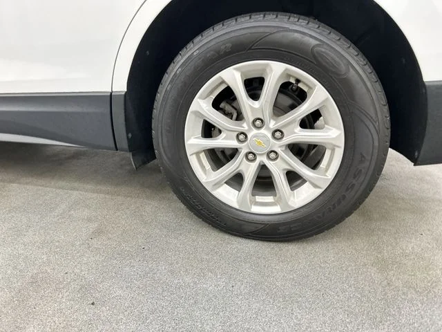 Used 2018 White Chevrolet LS image 5