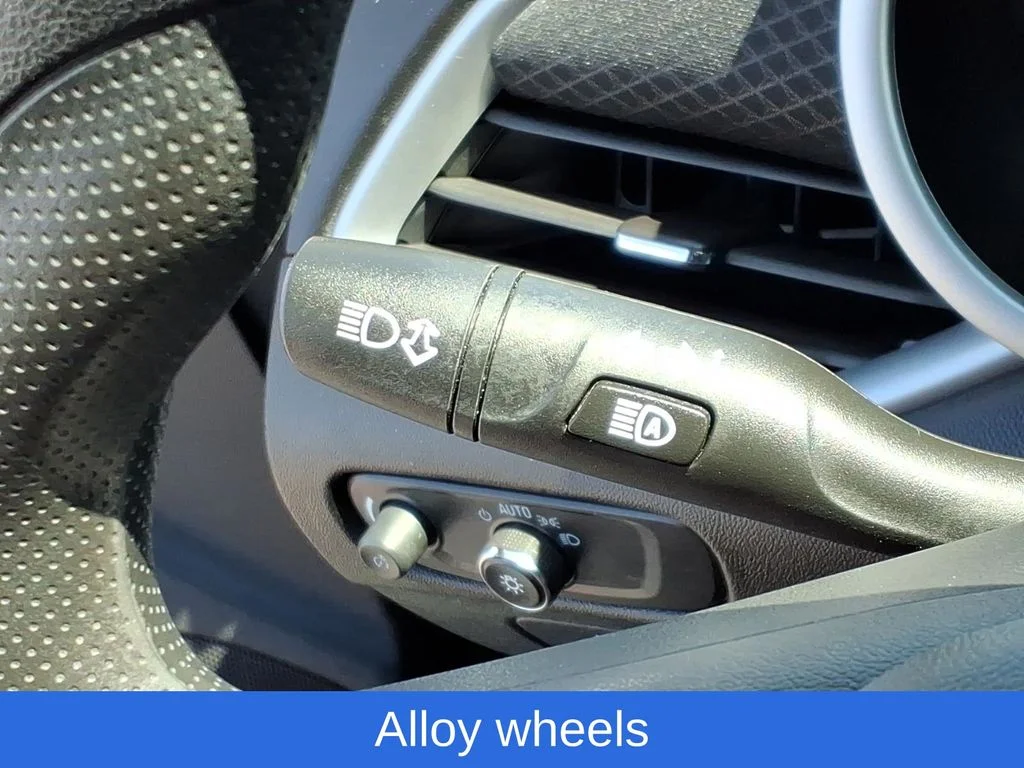 Used 2024 Gray Chevrolet LT image 17
