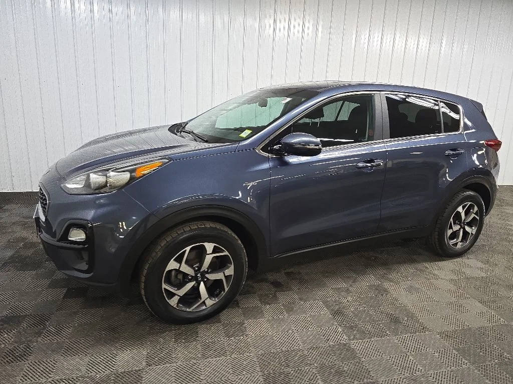 Used 2020 Pacific Blue Kia LX image 6