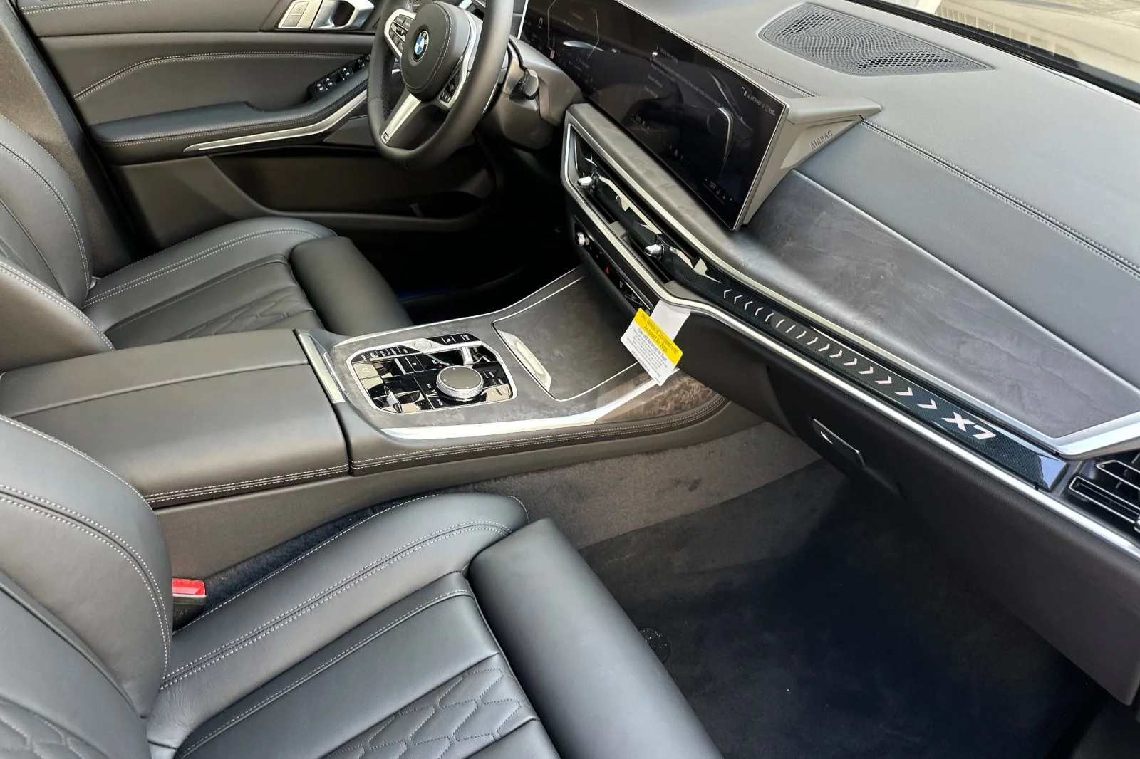 New 2027 Dravit Grey Metallic BMW xDrive40i image 16