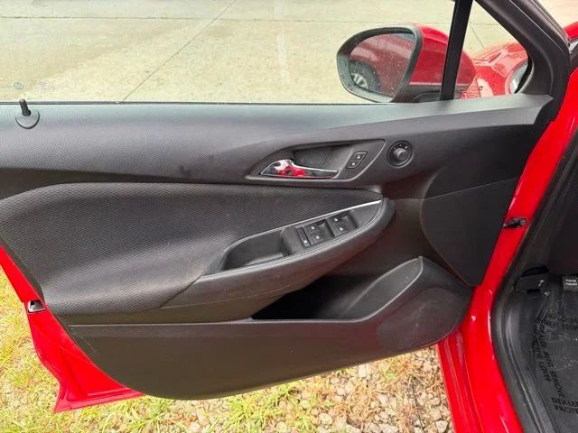 Used 2017 Red Chevrolet LT image 16