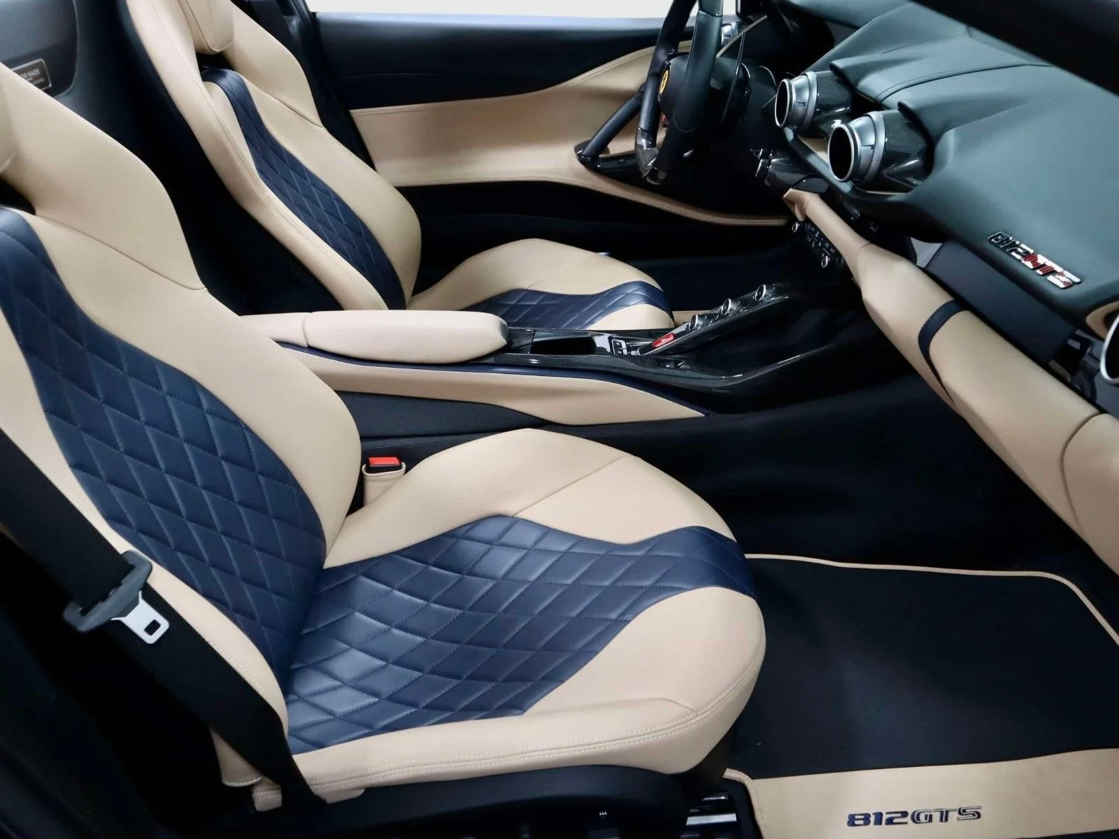 Certified Used 2023 Extra Sample Ferrari  image 14