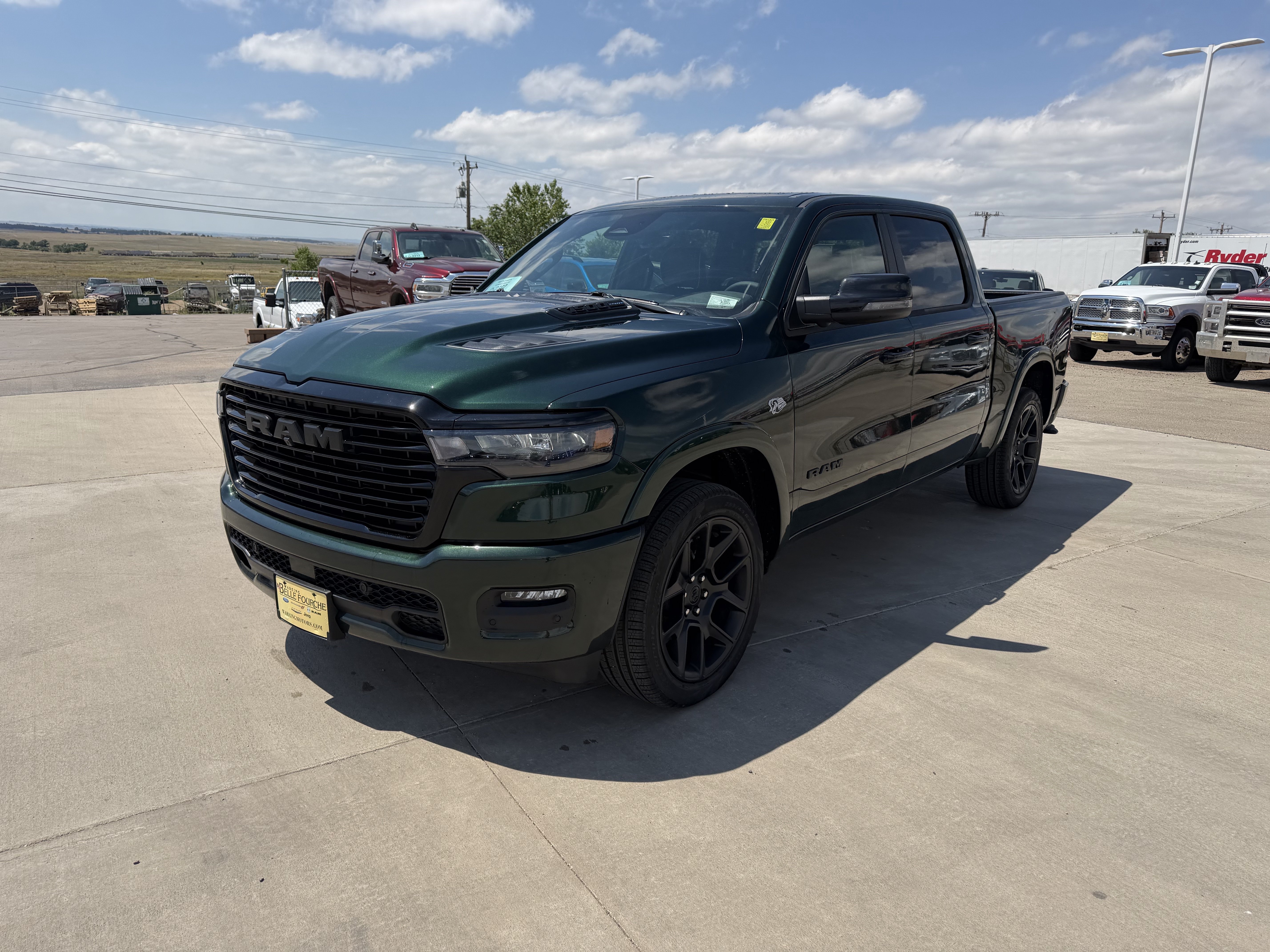 New 2026 Serrano Green Metallic Ram Laramie image 15