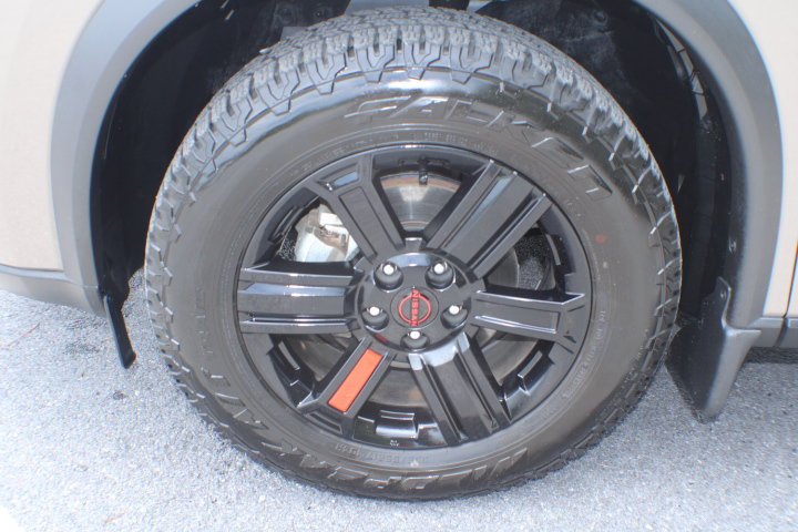 Used 2025 Baja Storm Metallic Nissan Rock Creek image 5
