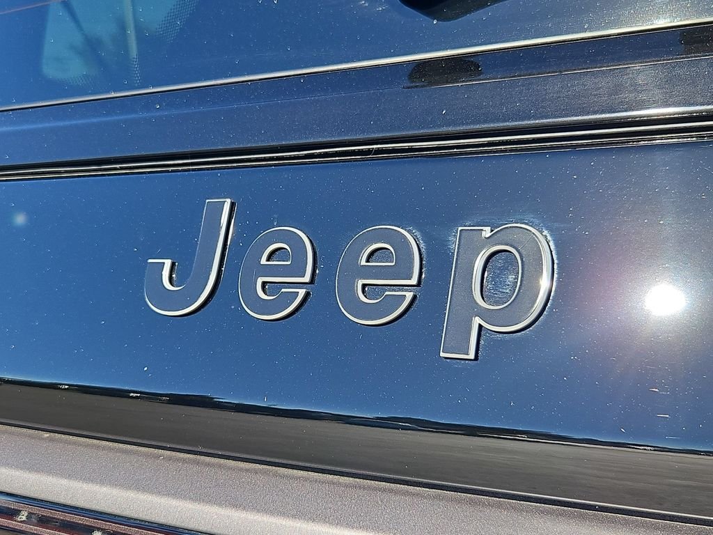 New 2026 High Gloss Black Jeep Limited Altitude image 25