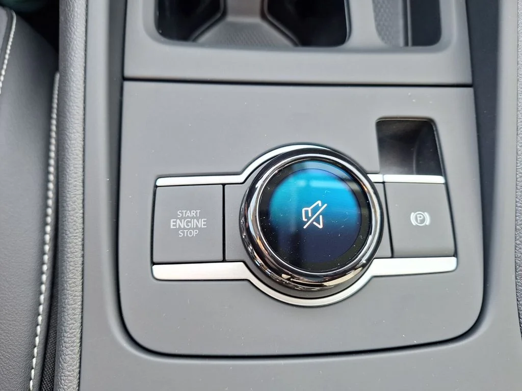 New 2026 Black Volkswagen 2.0T SE image 16