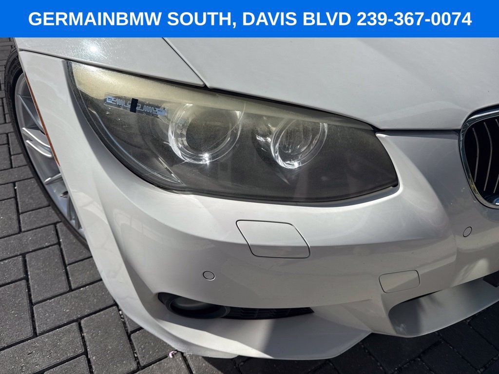 Used 2011 Alpine White BMW 335i image 17