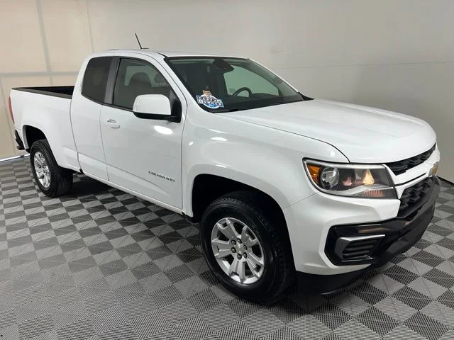 Used 2021 White Chevrolet LT image 1