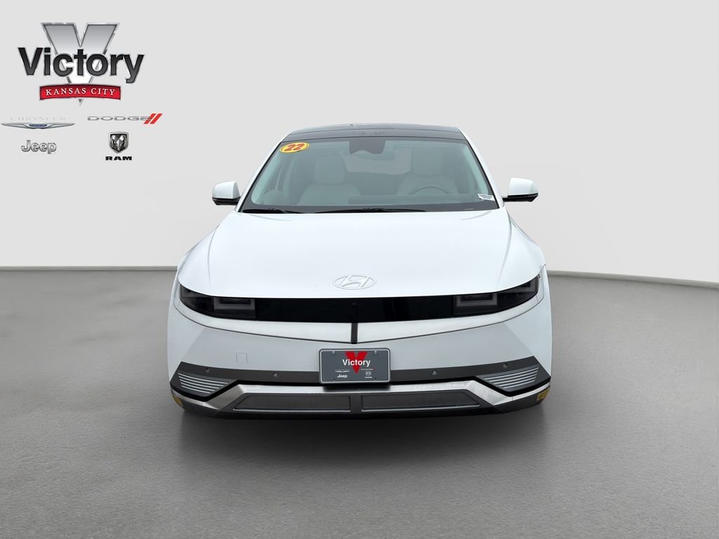 Used 2022 Hyundai IONIQ 5 Limited with VIN KM8KRDAF3NU065428 for sale in Smithville, MO