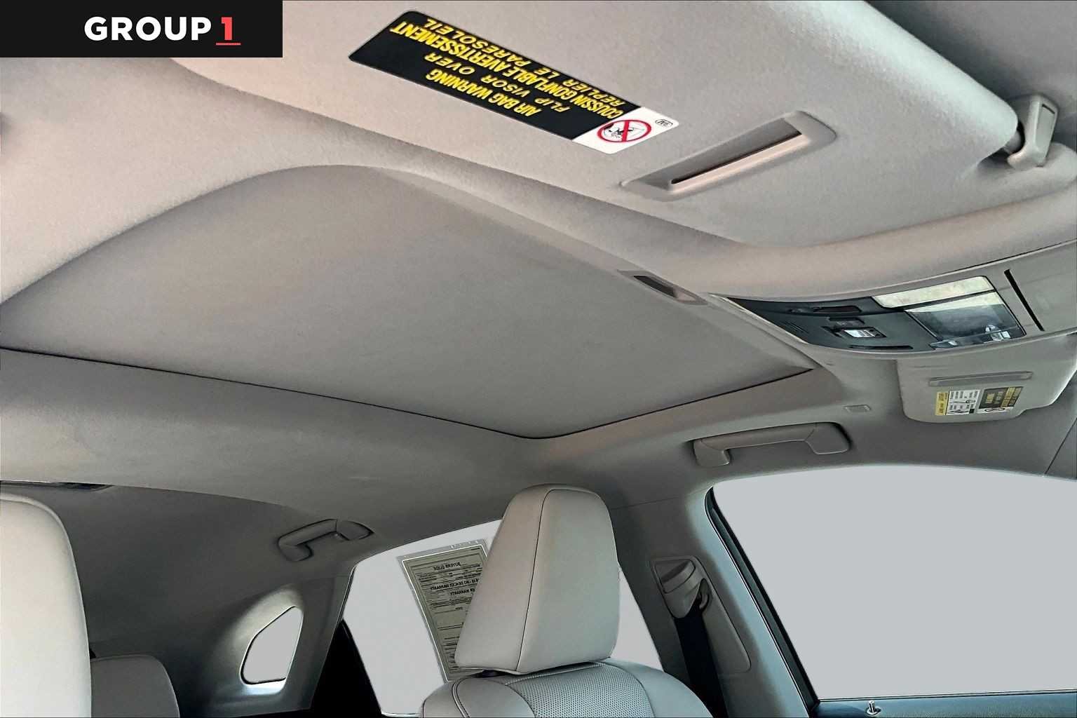Certified Used 2022 CAVIAR Lexus  image 12