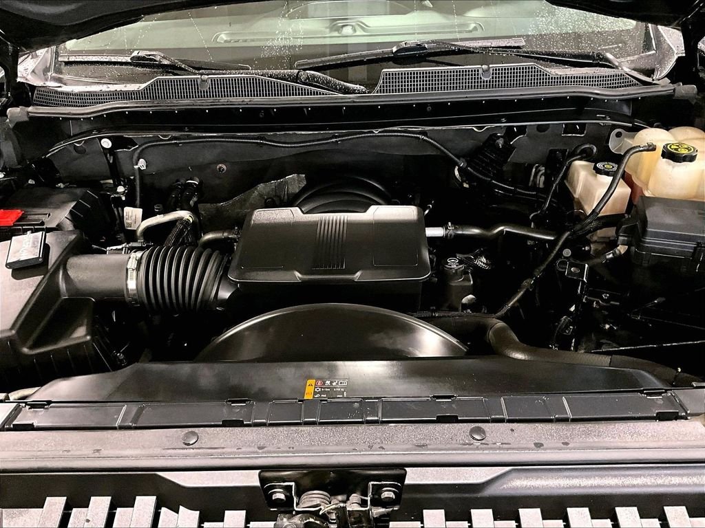 Used 2022 Black Chevrolet Custom image 30