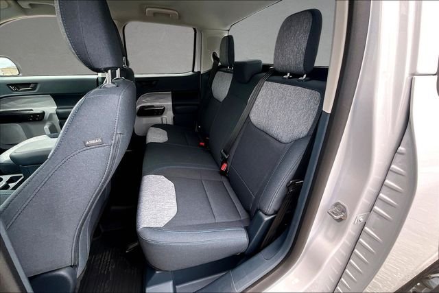 New 2026 Oxford White Ford XLT image 9