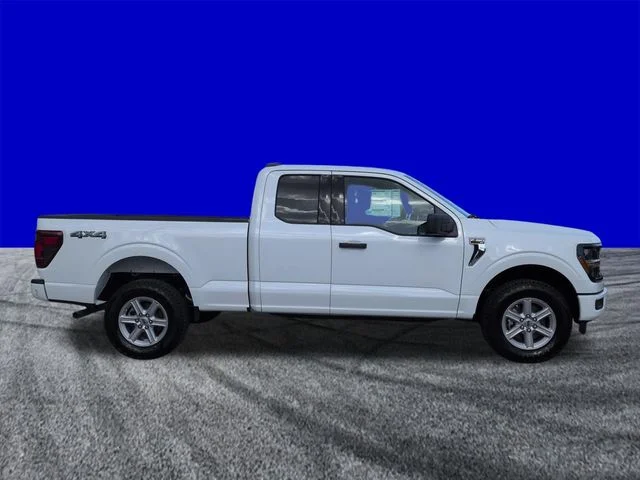 New 2026 White Ford XLT image 3