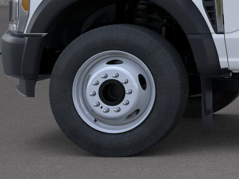 New 2026 Oxford White Ford F-600® XL image 20