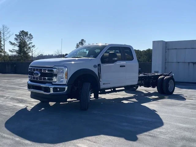 New 2026 Oxford White Ford XL image 7