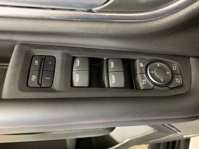 Used 2022 White Chevrolet RST image 30