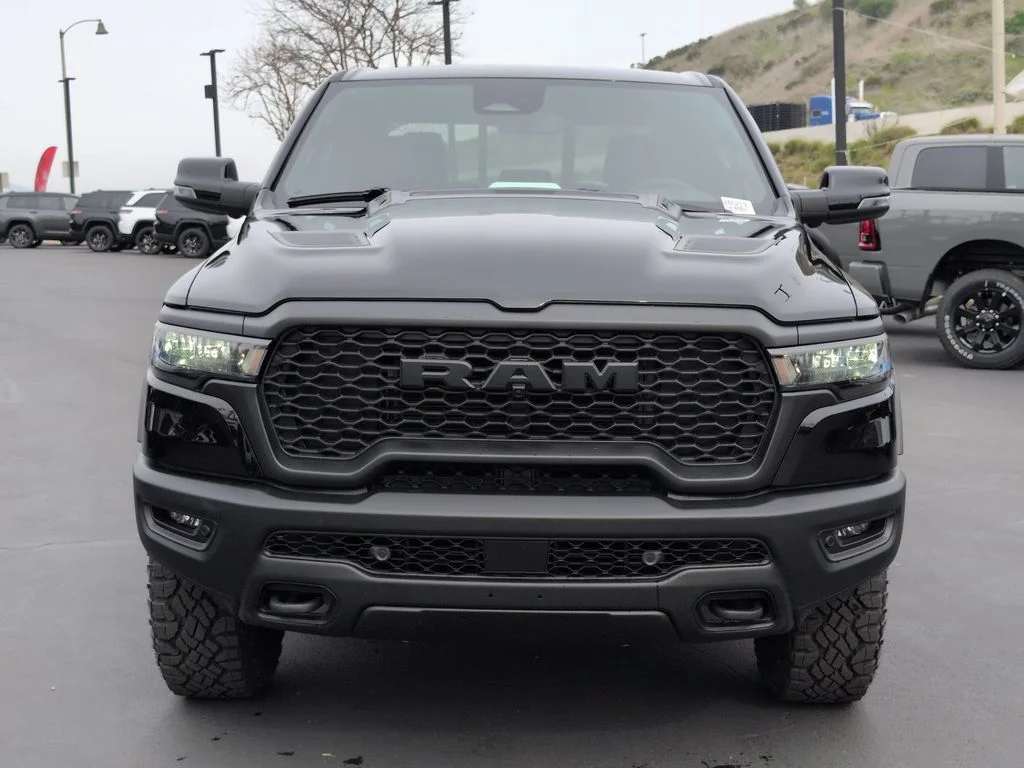 New 2026 Diamond Black Crystal Pearl-Coat Exterior Paint RAM Rebel image 2