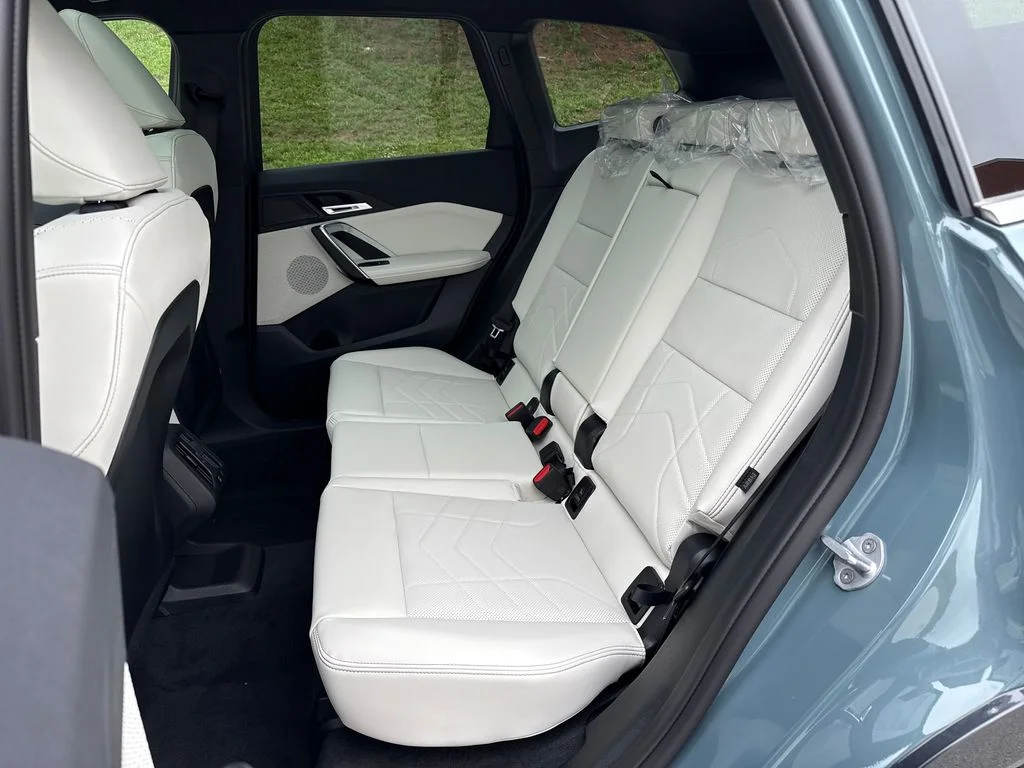 New 2026 Green BMW xDrive28i image 22