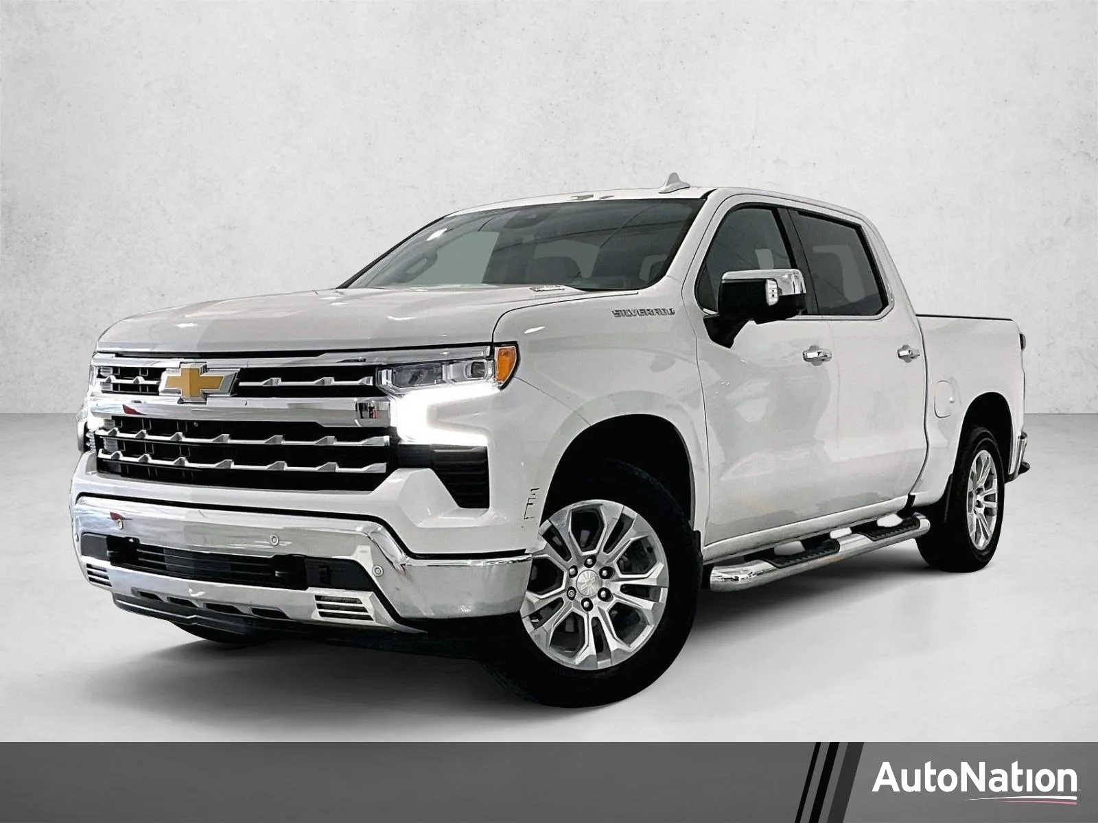 Used 2022 Iridescent Pearl Tricoat Chevrolet LTZ image 1