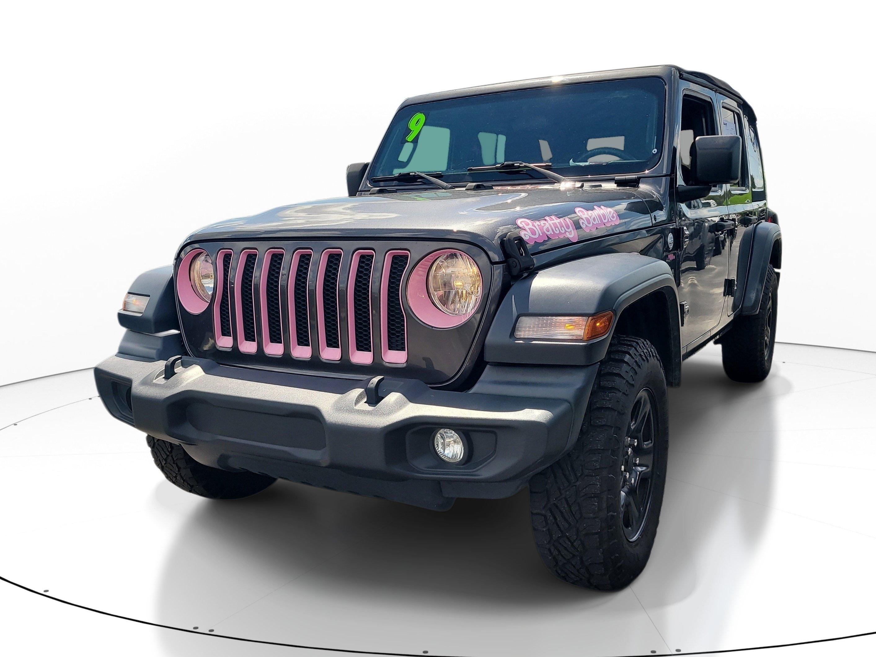 Used 2019 Granite Crystal Metallic Clearcoat Jeep Sport image 3