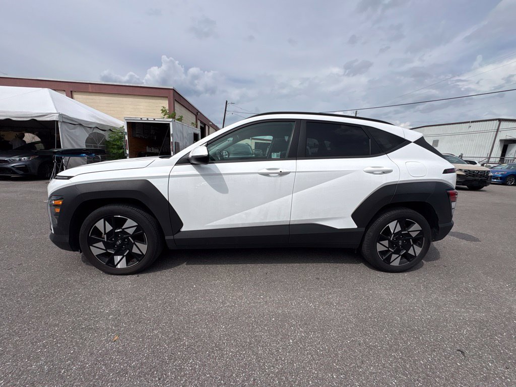 2025 Hyundai Kona SEL - Photo 6