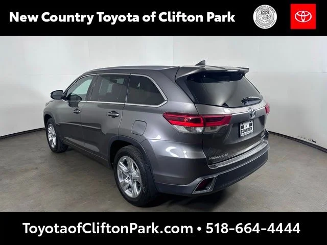Used 2018 Gray Toyota Limited image 5