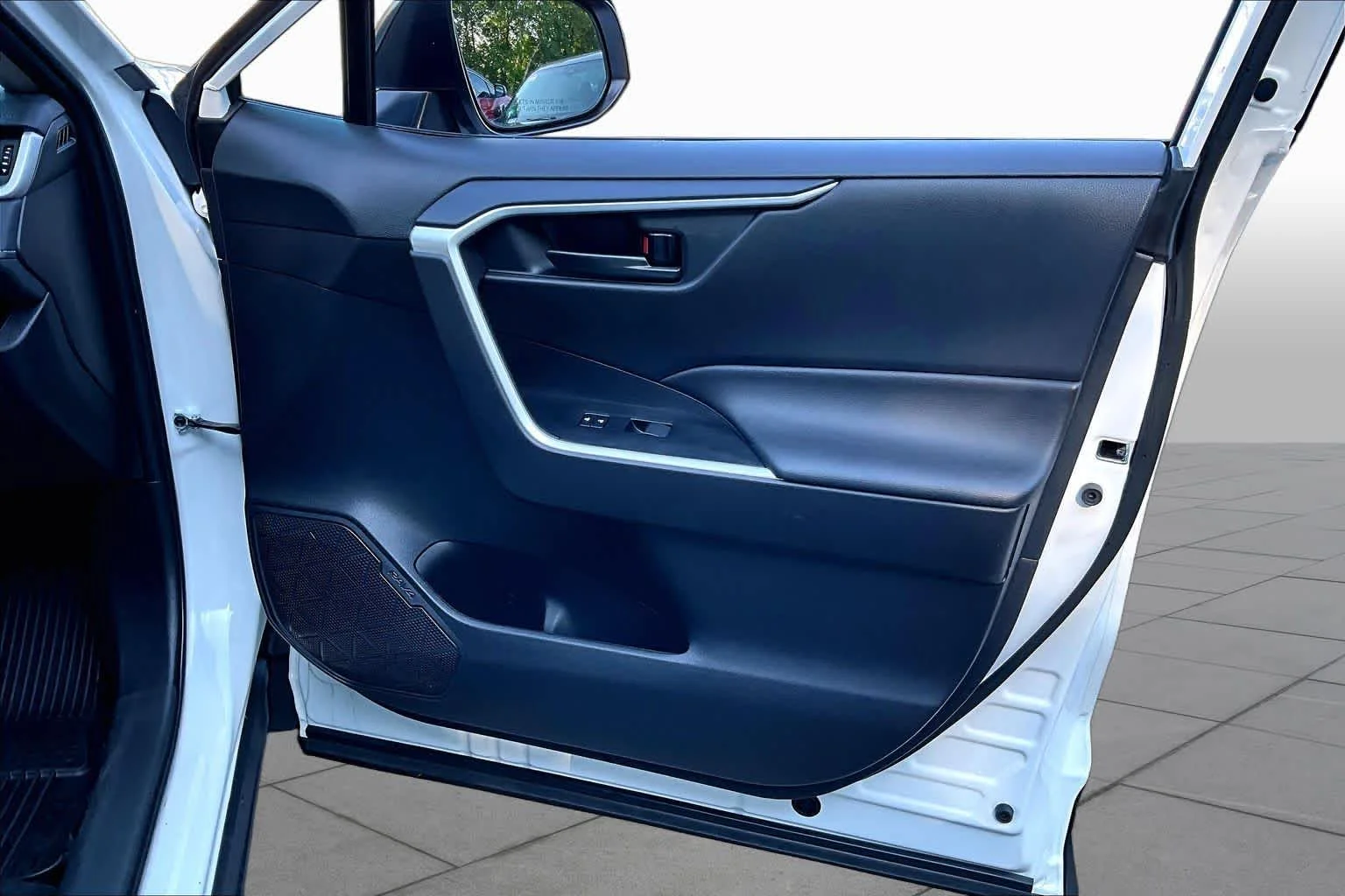 Certified Used 2024 Ice Cap Toyota Hybrid LE image 21